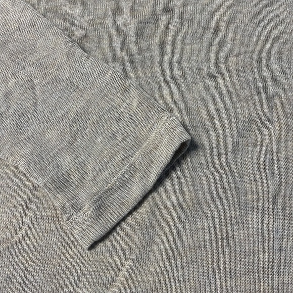 Top - Picture 4 of 9